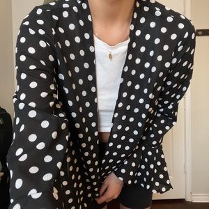 FAVLUX black and white polka dotted shawl